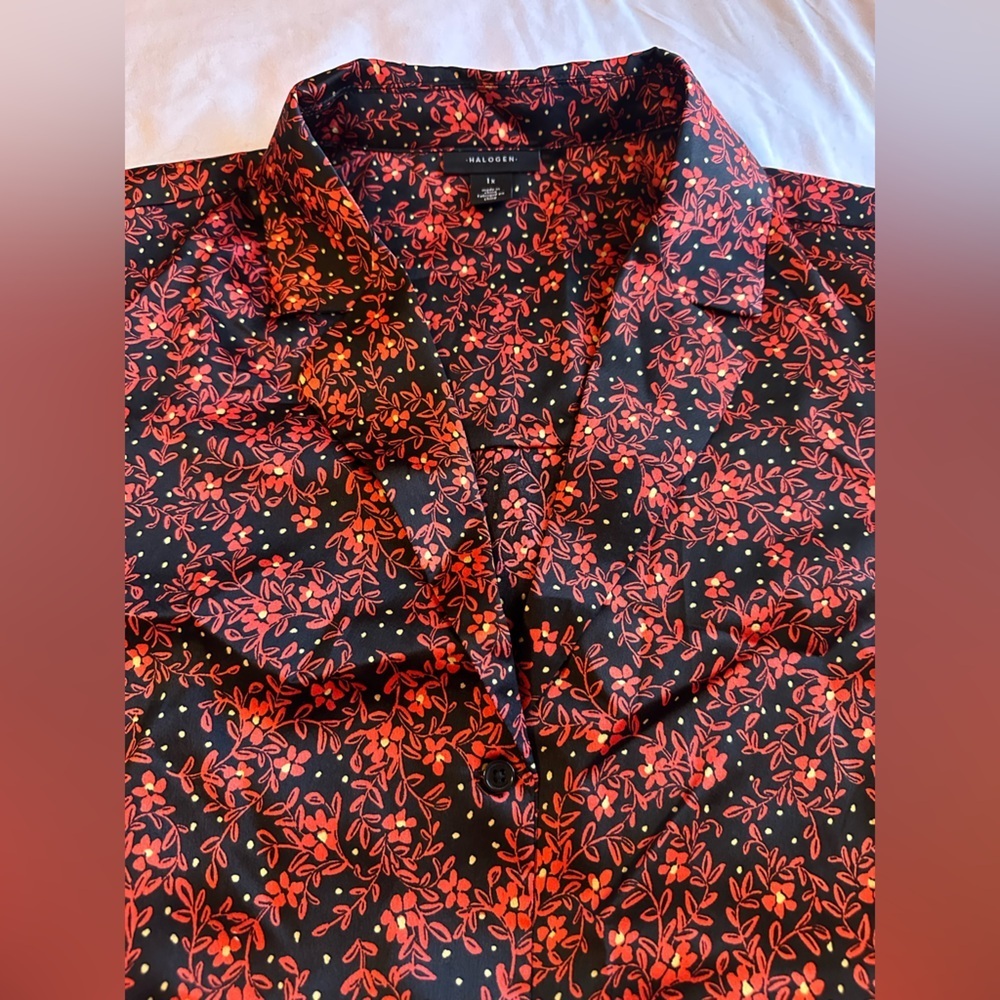 Halogen Black and Red Floral A-Line top, New, Size 1X - Picture 10 of 14
